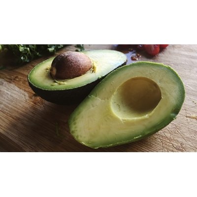Avocado. Prijs per 3 stuks